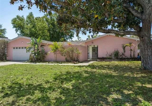 Homes for sale in Tampa, FL | 4928 W San Rafael St, Tampa, FL 33629 | MLS# TB8479799