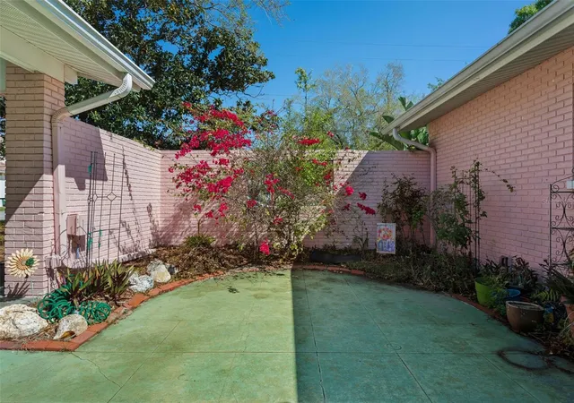 Homes for sale in Tampa, FL | 4928 W San Rafael St, Tampa, FL 33629 | MLS# TB8479799