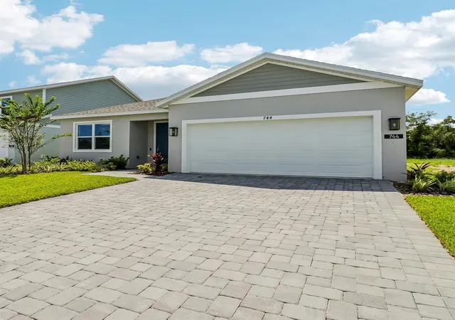 Photo 2 of Sale Pending at 744 Farfields St, Deland, FL 32724 | MLS# O6385197 | Listing updated on 2026-09-28