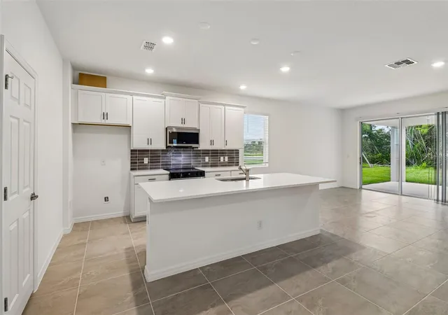 Photo 3 of Sale Pending at 744 Farfields St, Deland, FL 32724 | MLS# O6385197 | Listing updated on 2026-09-28