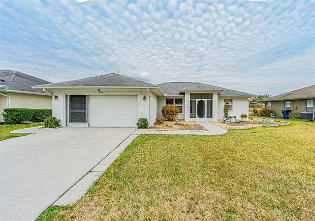 3rd image of 10535 Moshie Ln, San Antonio, FL 33576 | MLS# TB8479860