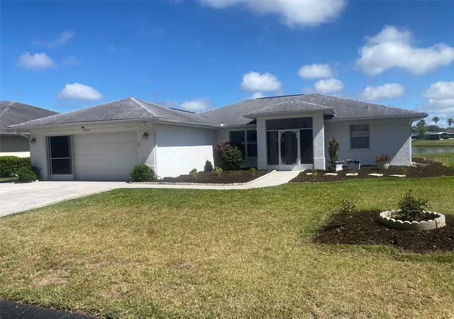 4th image of 10535 Moshie Ln, San Antonio, FL 33576 | MLS# TB8479860
