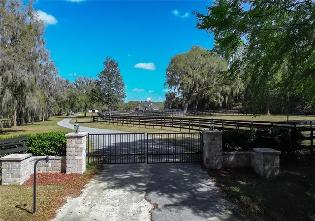 4th image of 3245 Nw 137Th Pl, Reddick, FL 32686 | MLS# OM719511