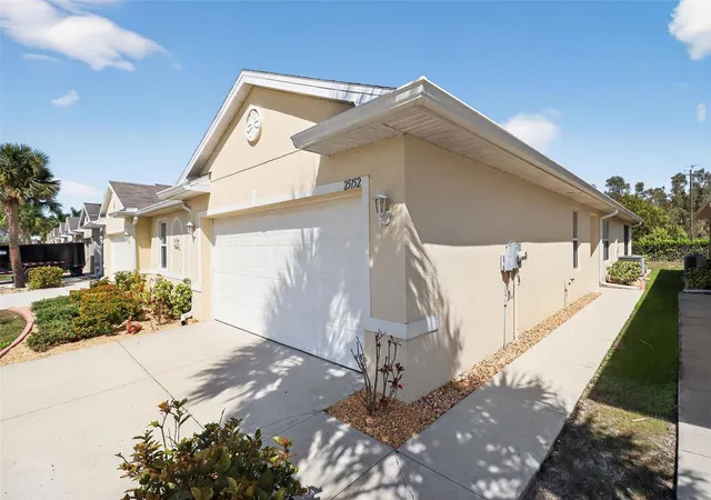 3rd image of 25152 E Lenox Cir, Punta Gorda, FL 33950 | MLS# O6385241
