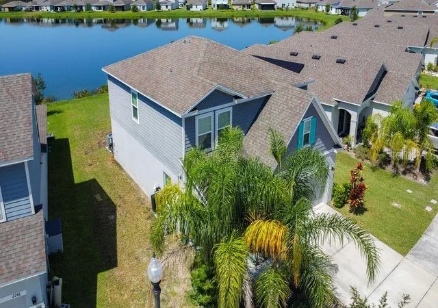 Photo 3 of Single family home for sale at 2244 Cyn Breeze Ave, Kissimmee, FL 34746 | MLS# O6385268 | Listing updated on 2026-08-26