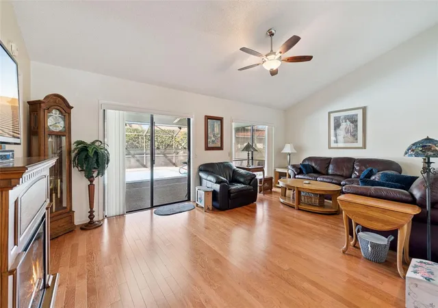 Photo 4 of Sale Pending at 688 Augusta Rd, Winter Haven, FL 33884 | MLS# P4937966 | Listing updated on 2026-09-02