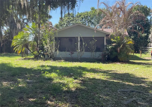 1st image of 3221 Ne Davis St, Arcadia, FL 34266 | MLS# C7522437