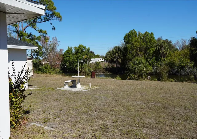 3rd image of 3552 Middletown St, Port Charlotte, FL 33952 | MLS# O6385307