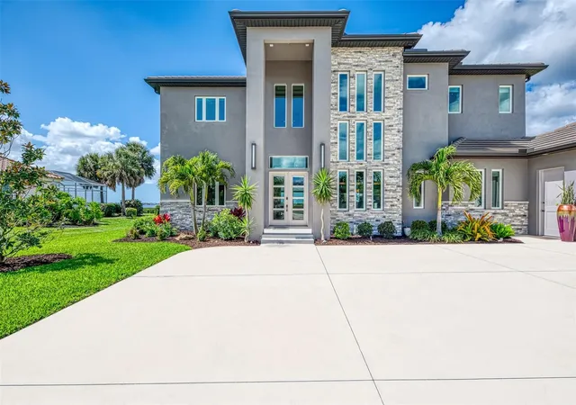 4th image of 3051 Rivershore Ln, Port Charlotte, FL 33953 | MLS# D6146307