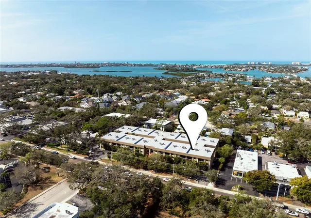 Listing Photo 3 - Condo for sale in building located at 3700 S Osprey Ave, Sarasota, FL 34239 - Unit #118