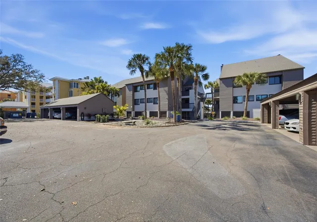 Homes for sale in Saint Petersburg, FL | 534 Pinellas Bayway S #101, Saint Petersburg, FL 33715 | MLS# TB8479983