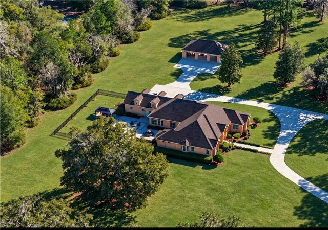 Photo 1 of Single family home for sale at 573 Se Nature Dr, Lake City, FL 32025 | MLS# GC537879 | Listing updated on 2026-10-02