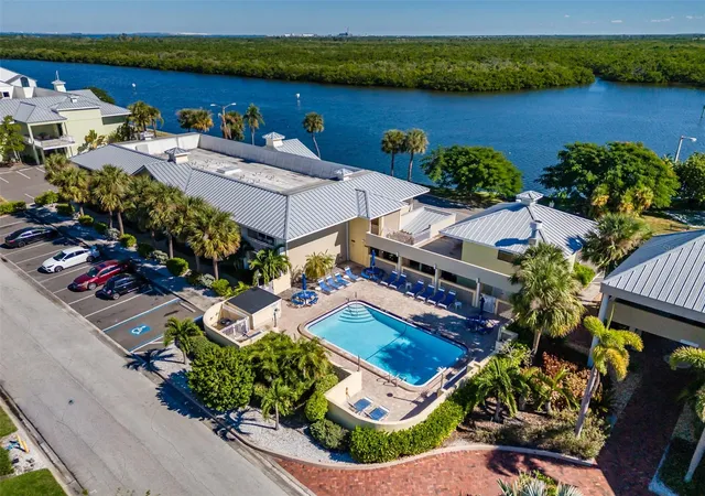 4th image of 611 Destiny Dr #101, Ruskin, FL 33570 | MLS# TB8480022
