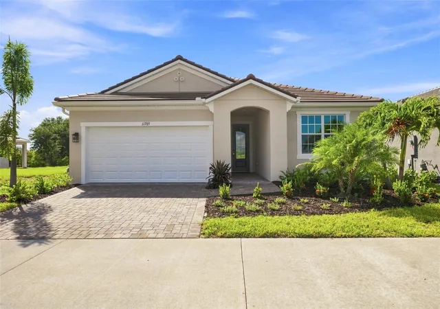 Single family home for sale at 11789 Sealight St, VENICE, FL 34293 | MLS# TB8480044