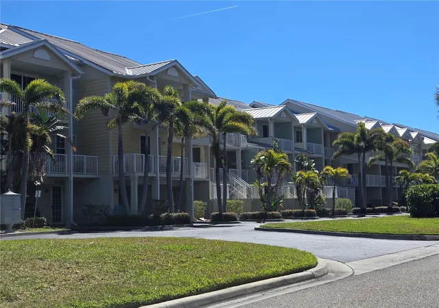 Photo 3 of Townhouse for sale at 547 Bahia Beach Blvd, Ruskin, FL 33570 | MLS# TB8480055 | Listing updated on 2026-07-22