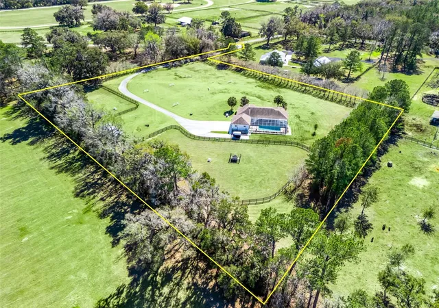 Photo 3 of Single family home for sale at 3030 Nw 95th Avenue Rd, Ocala, FL 34482 | MLS# OM719536 | Listing updated on 2026-09-22