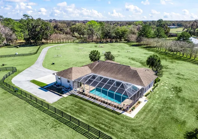Photo 1 of Single family home for sale at 3030 Nw 95th Avenue Rd, Ocala, FL 34482 | MLS# OM719536 | Listing updated on 2026-09-22
