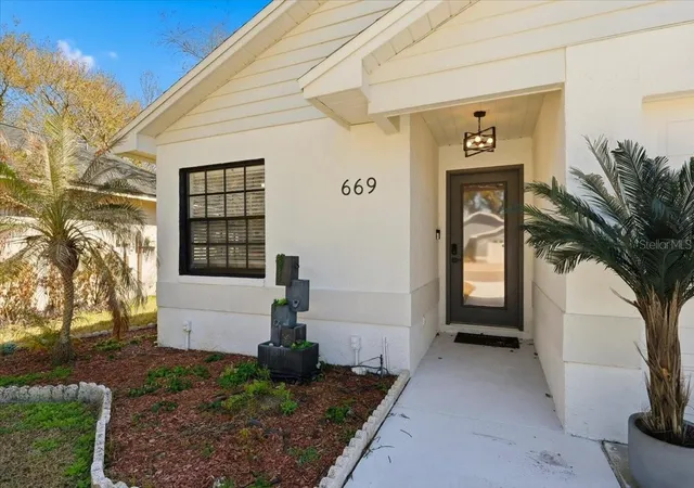 Photo 3 of Single family home for sale at 669 Eagle Run, Lakeland, FL 33809 | MLS# L4959718 | Listing updated on 2026-10-09