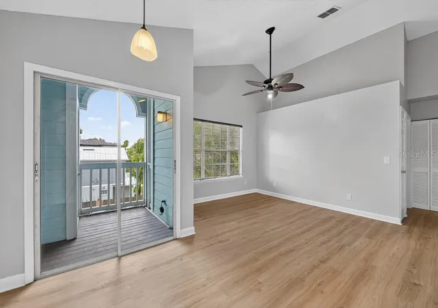 4th image of 3002 W Cleveland St, Tampa, FL 33609