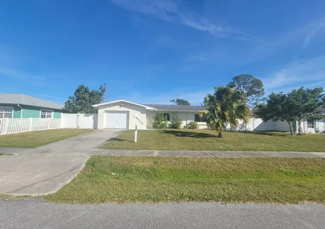 Homes for sale in North Port, FL | 6290 Coniston Ter, North Port, FL 34287 | MLS# A4683860