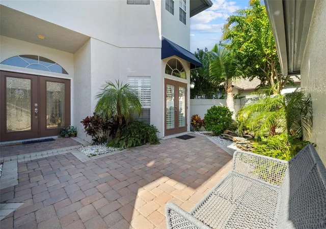 3rd image of 18756 Wimbledon Cir, LUTZ, FL 33558