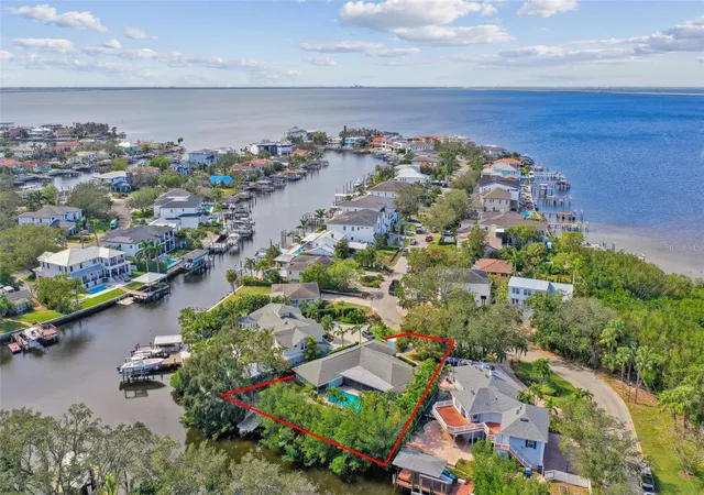 Homes for sale in Tampa, FL | 5104 W San Jose St, Tampa, FL 33629 | MLS# TB8480215