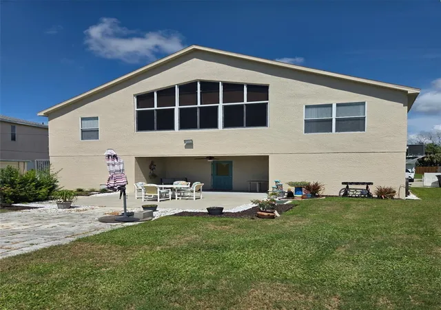 Photo 3 of Single family home for sale at 6719 Manor Beach, New Port Richey, FL 34652 | MLS# W7883355 | Listing updated on 2026-08-31