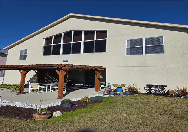4th image of 6719 Manor Bch, New Port Richey, FL 34652 | MLS# W7883355