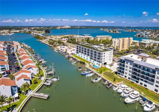 3rd image of 400 150Th Ave #504, Madeira Beach, FL 33708 | MLS# TB8480238