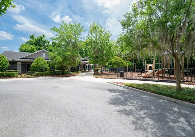 Homes for sale in Newberry, FL | 13537 Nw 7th Rd, Newberry, FL 32669 | MLS# GC537905