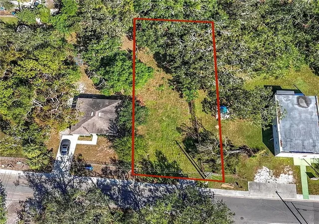 2nd image of 1029 8th Ave E, Bradenton, FL 34208 | MLS# A4683884