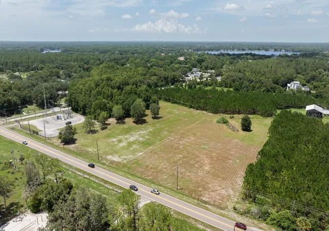 2nd image of 18040 Gunn Hwy, Odessa, FL 33556 | MLS# TB8480305