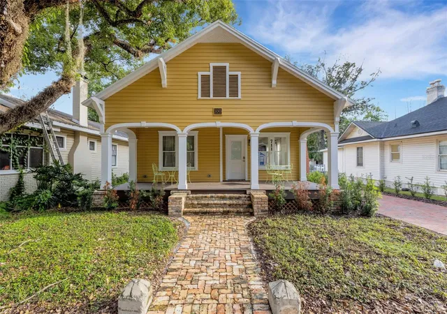 Photo 1 of Single family home for sale at 711 E Lime St, Lakeland, FL 33801 | MLS# L4959740 | Listing updated on 2026-08-20