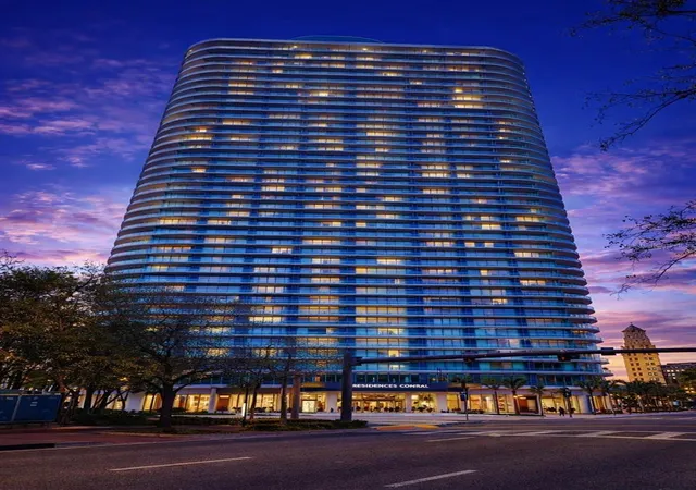 Condo for sale at 400 Central Ave #2603, Saint Petersburg, FL 33701 | MLS# OM719590 | Listing updated on 2026-10-09