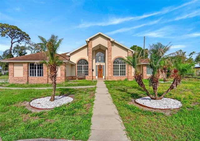 1st image of 2800 Conway Gardens Rd, Orlando, FL 32806 | MLS# O6385568
