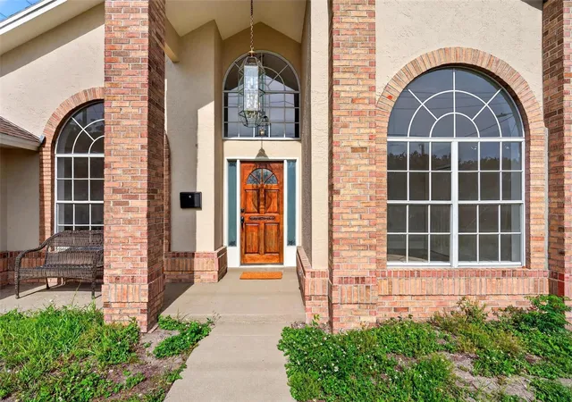2nd image of 2800 Conway Gardens Rd, Orlando, FL 32806 | MLS# O6385568
