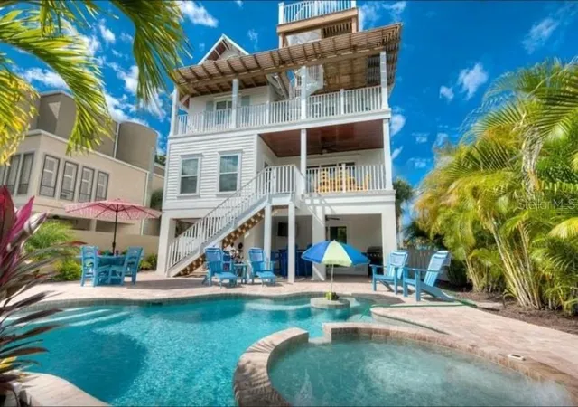 Photo 2 of Single family home for sale at 117 Willow Ave, Anna Maria, FL 34216 | MLS# A4683945 | Listing updated on 2026-09-28