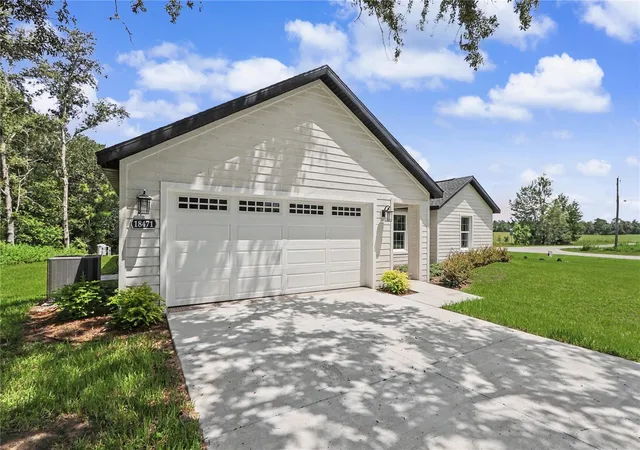 Homes for sale in Dunnellon, FL | 18471 Sw 66 Loop, Dunnellon, FL 34432 | MLS# OM719611