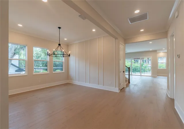 Photo 4 of Single family home for sale at 4906 W Estrella St, Tampa, FL 33629 | MLS# TB8480385 | Listing updated on 2026-10-08