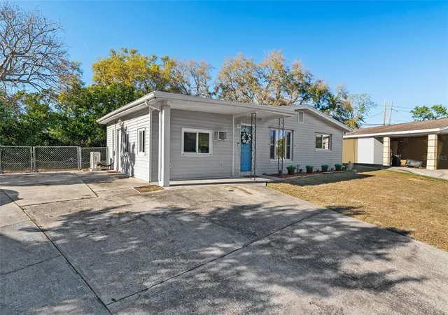 2nd image of 4817 Drift Tide Dr, New Port Richey, FL 34652 | MLS# TB8480413