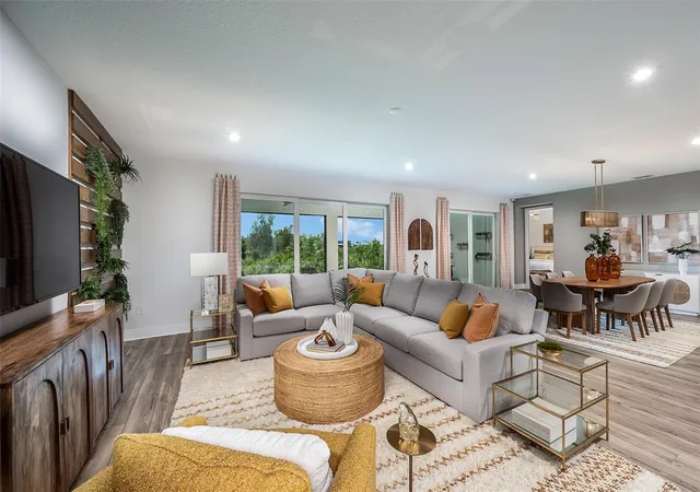 5th image of 18607 Arbor Vista Dr, Venice, FL 34293 | MLS# TB8480433