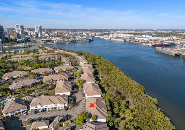 Homes for sale in Tampa, FL | 1037 Normandy Trace Rd, Tampa, FL 33602 | MLS# TB8480434