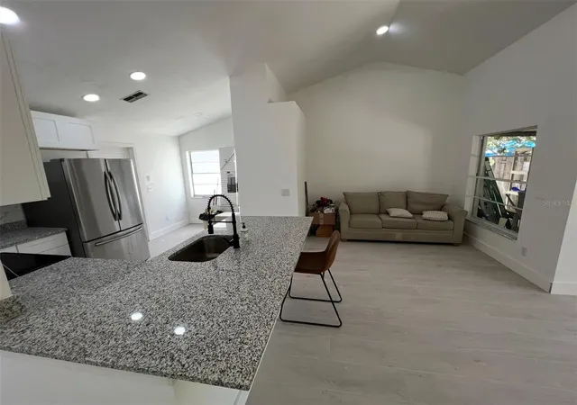 4th image of 12824 Dunhill Dr, Tampa, FL 33624 | MLS# TB8480462
