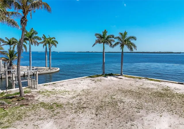 image of 407 20th Pl, Bradenton Beach, FL 34217 | MLS# A4684008