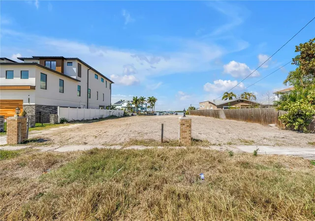 Photo 2 of Land for sale at 2129 Byp Grande Blvd Ne, Saint Petersburg, FL 33703 | MLS# TB8480550 | Listing updated on 2026-07-20