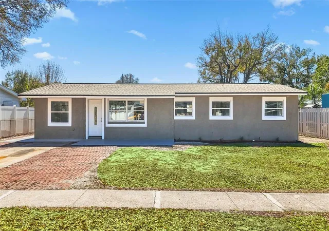 Homes for sale in Tampa, FL | 4418 W Fairview Hts, Tampa, FL 33616 | MLS# TB8480574