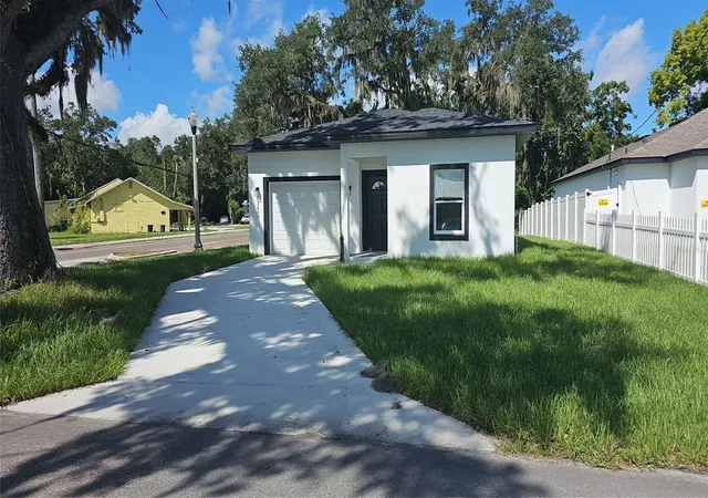 Photo 1 of Single family home for sale at 1216 S Pomegranite Ave, Sanford, FL 32771 | MLS# O6385796 | Listing updated on 2026-09-18