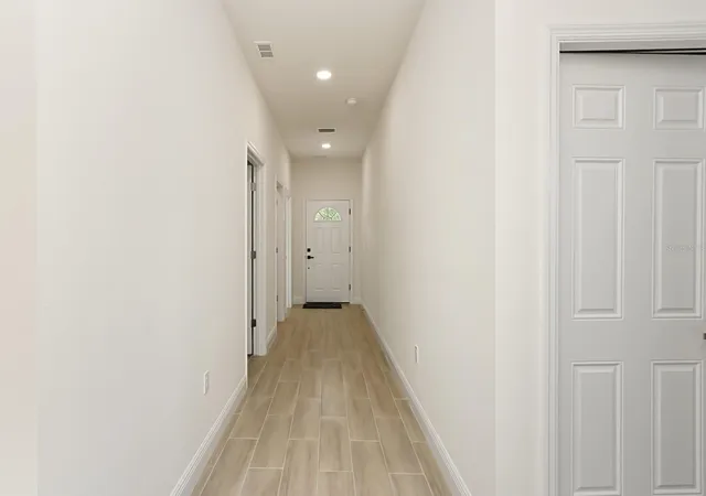 Photo 4 of Single family home for sale at 1216 S Pomegranite Ave, Sanford, FL 32771 | MLS# O6385796 | Listing updated on 2026-09-18