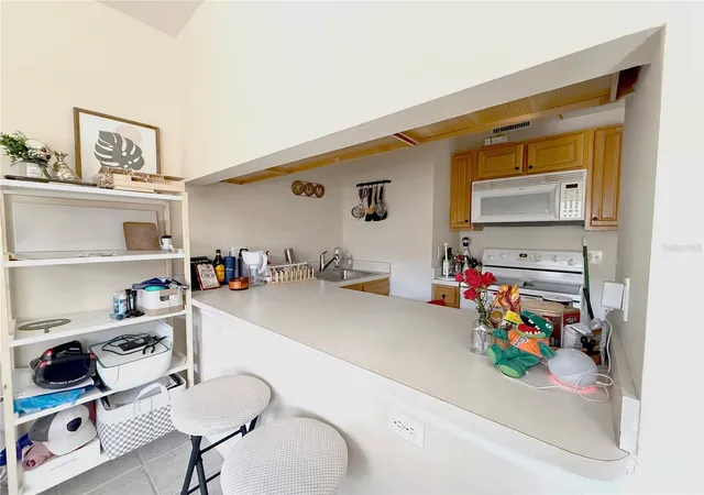 4th image of 1220 Sw 1St Ave, Gainesville, FL 32601