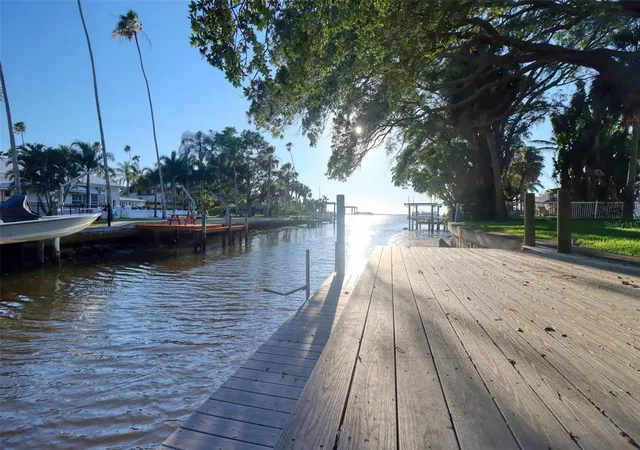 Photo 2 of Land for sale at 5 Shore Dr, Dunedin, FL 34698 | MLS# TB8480592 | Listing updated on 2026-10-13